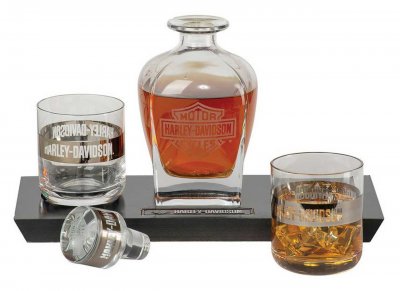 Harley-Davidson® Bar & Shield Logo Glass Decanter & Whiskey Glasses Set
