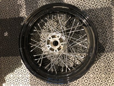 21 x 2.15 Front Laced Rim Black/Chrome